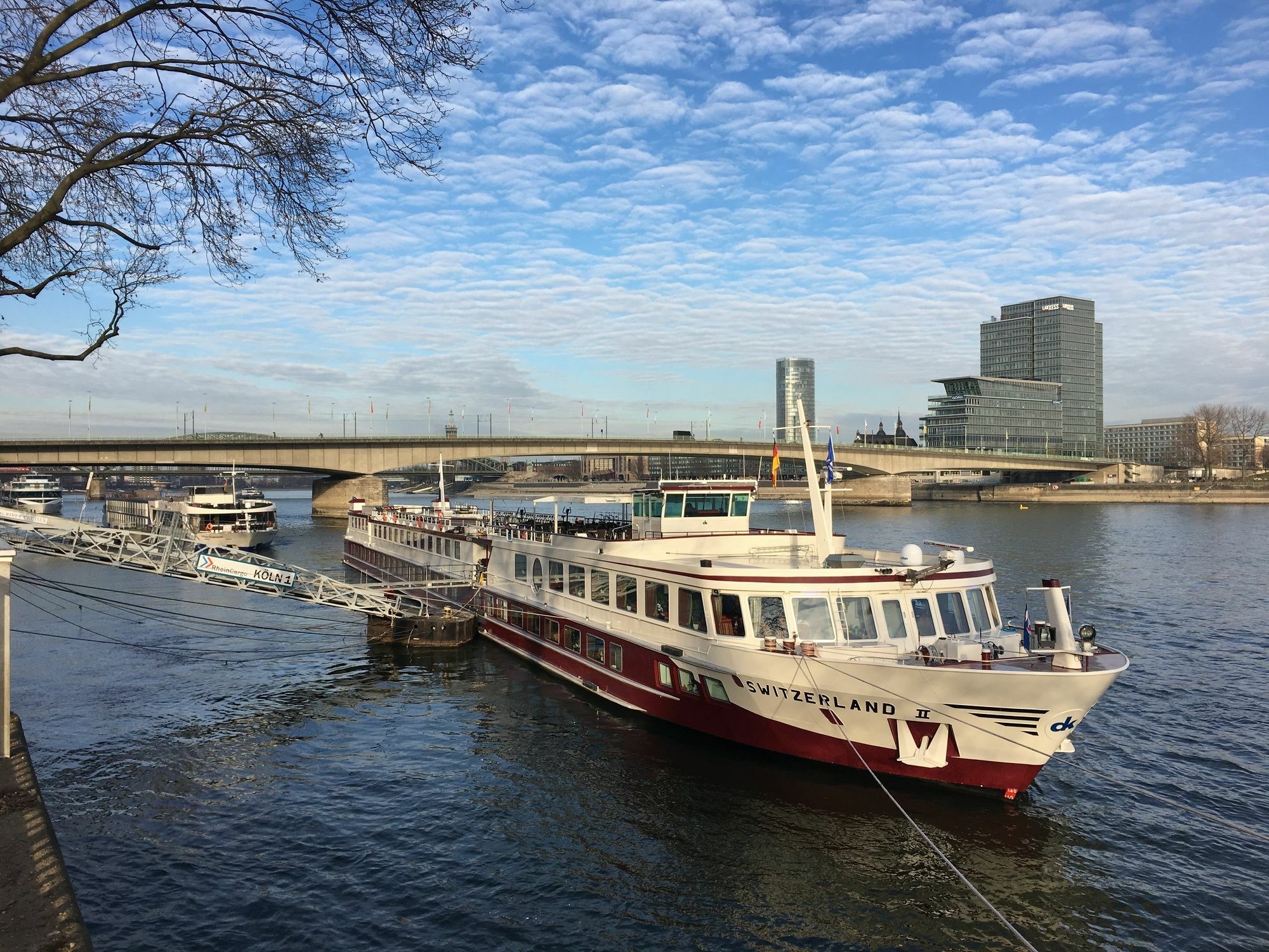 Knm Ms Switzerland I - Dusseldorf Düsseldorf Exterior foto